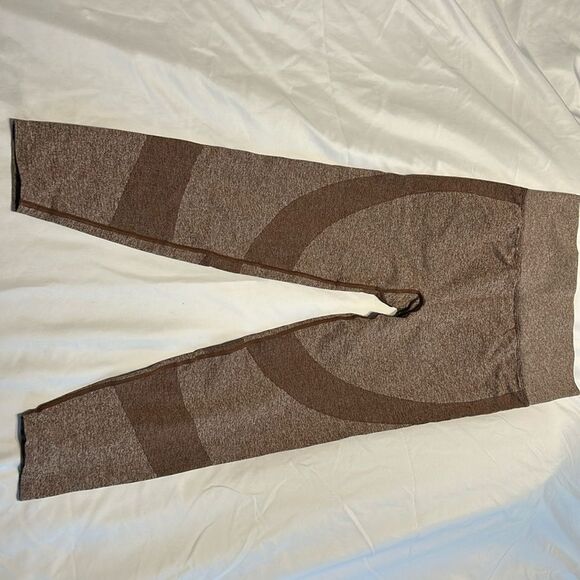 Victoria Secret work out leggings size large - Picture 1 of 3